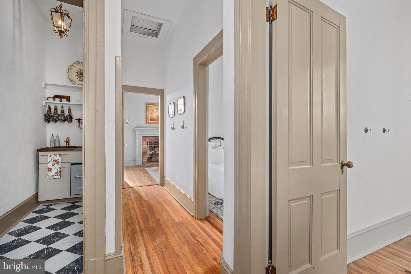 159 FAIRFIELD LN, BERRYVILLE, Virginia 22611, 9 Bedrooms Bedrooms, ,5 BathroomsBathrooms,Residential,For sale,159 FAIRFIELD LN,VACL2003656 MLS # VACL2003656
