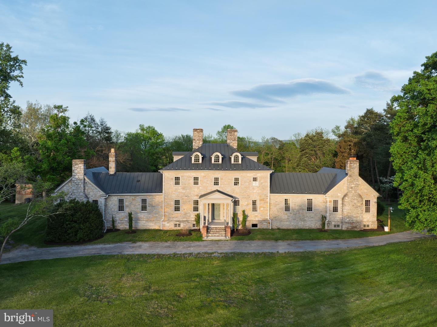 159 FAIRFIELD LN, BERRYVILLE, Virginia 22611, 9 Bedrooms Bedrooms, ,5 BathroomsBathrooms,Residential,For sale,159 FAIRFIELD LN,VACL2003656 MLS # VACL2003656