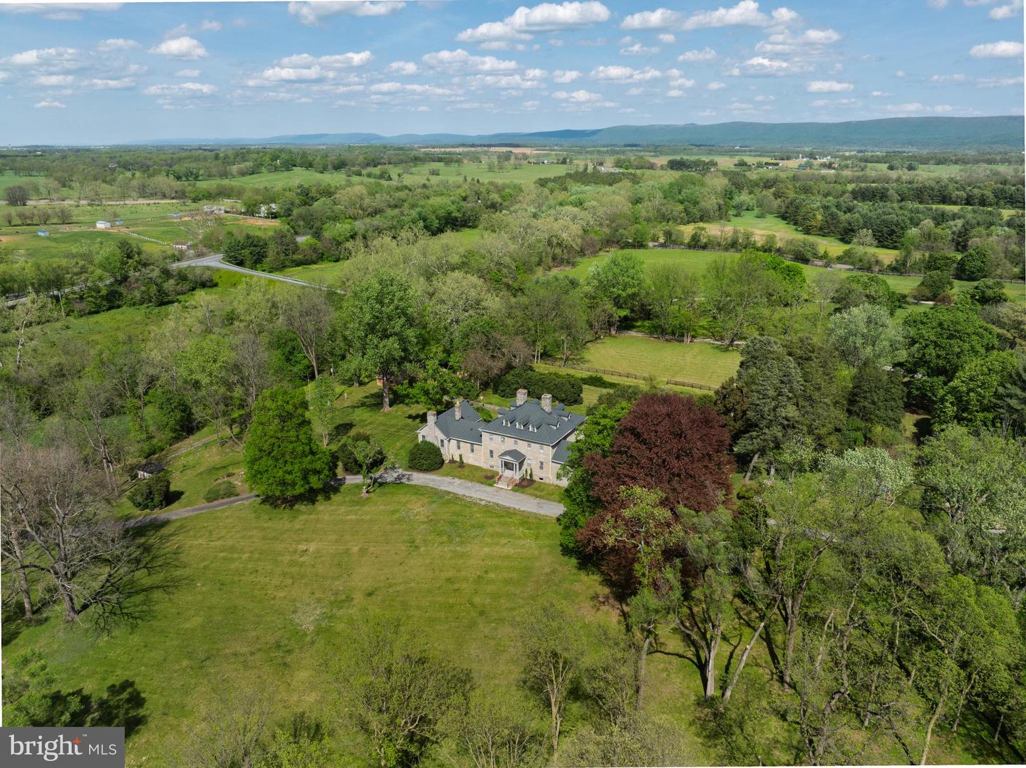 159 FAIRFIELD LN, BERRYVILLE, Virginia 22611, 9 Bedrooms Bedrooms, ,5 BathroomsBathrooms,Residential,For sale,159 FAIRFIELD LN,VACL2003656 MLS # VACL2003656