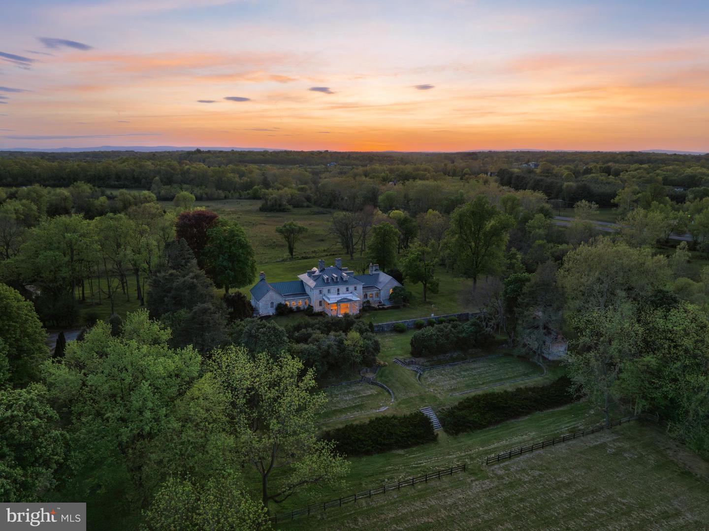 159 FAIRFIELD LN, BERRYVILLE, Virginia 22611, 9 Bedrooms Bedrooms, ,5 BathroomsBathrooms,Residential,For sale,159 FAIRFIELD LN,VACL2003656 MLS # VACL2003656