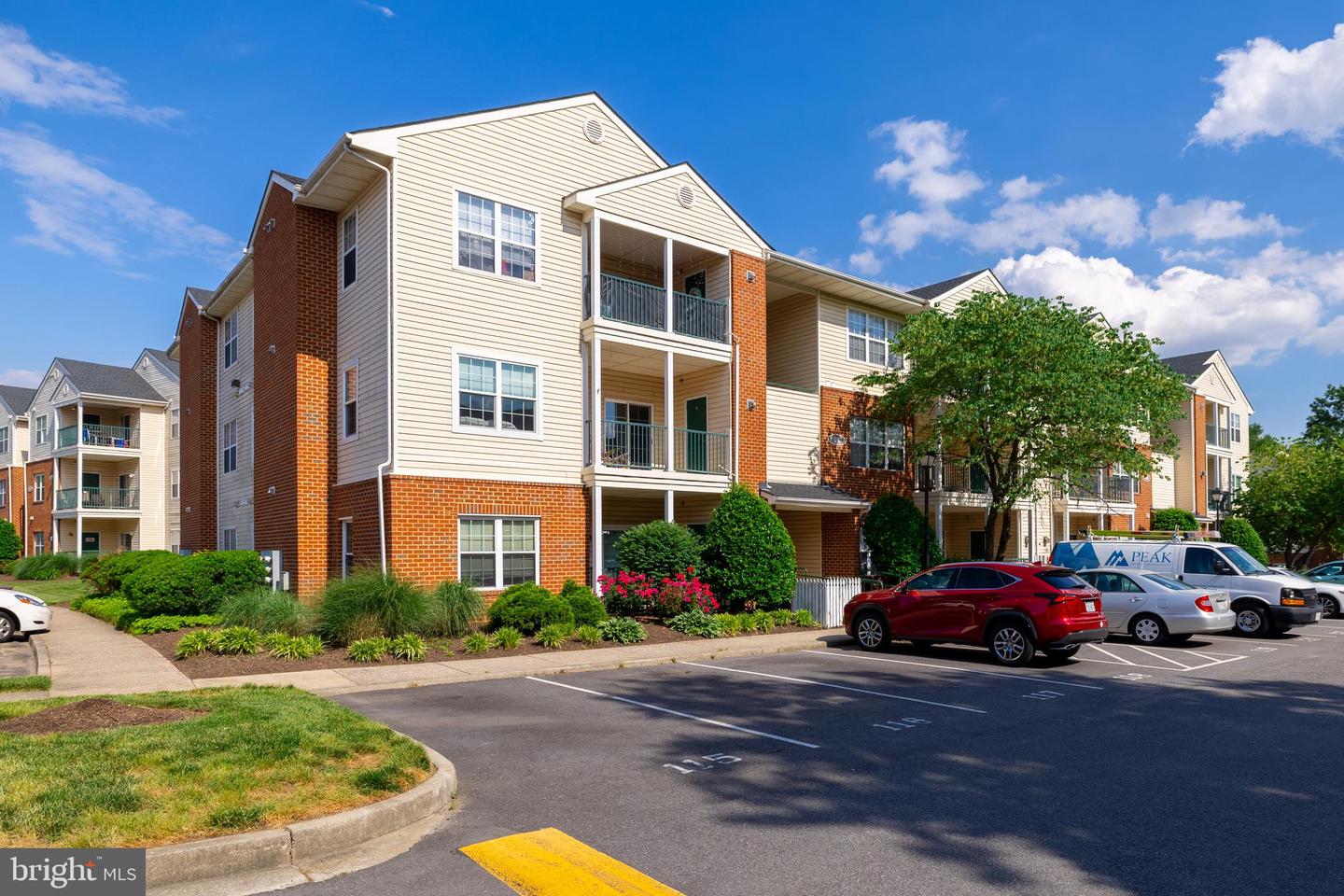 810-E BRASSIE LN #810-E, GLEN ALLEN, Virginia 23059, 2 Bedrooms Bedrooms, ,2 BathroomsBathrooms,Residential,For sale,810-E BRASSIE LN #810-E,VAHN2000896 MLS # VAHN2000896