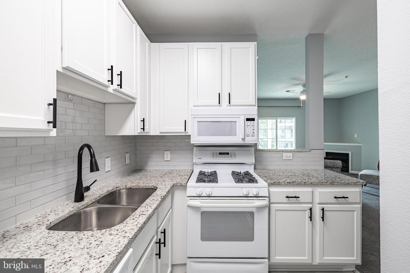 810-E BRASSIE LN #810-E, GLEN ALLEN, Virginia 23059, 2 Bedrooms Bedrooms, ,2 BathroomsBathrooms,Residential,For sale,810-E BRASSIE LN #810-E,VAHN2000896 MLS # VAHN2000896