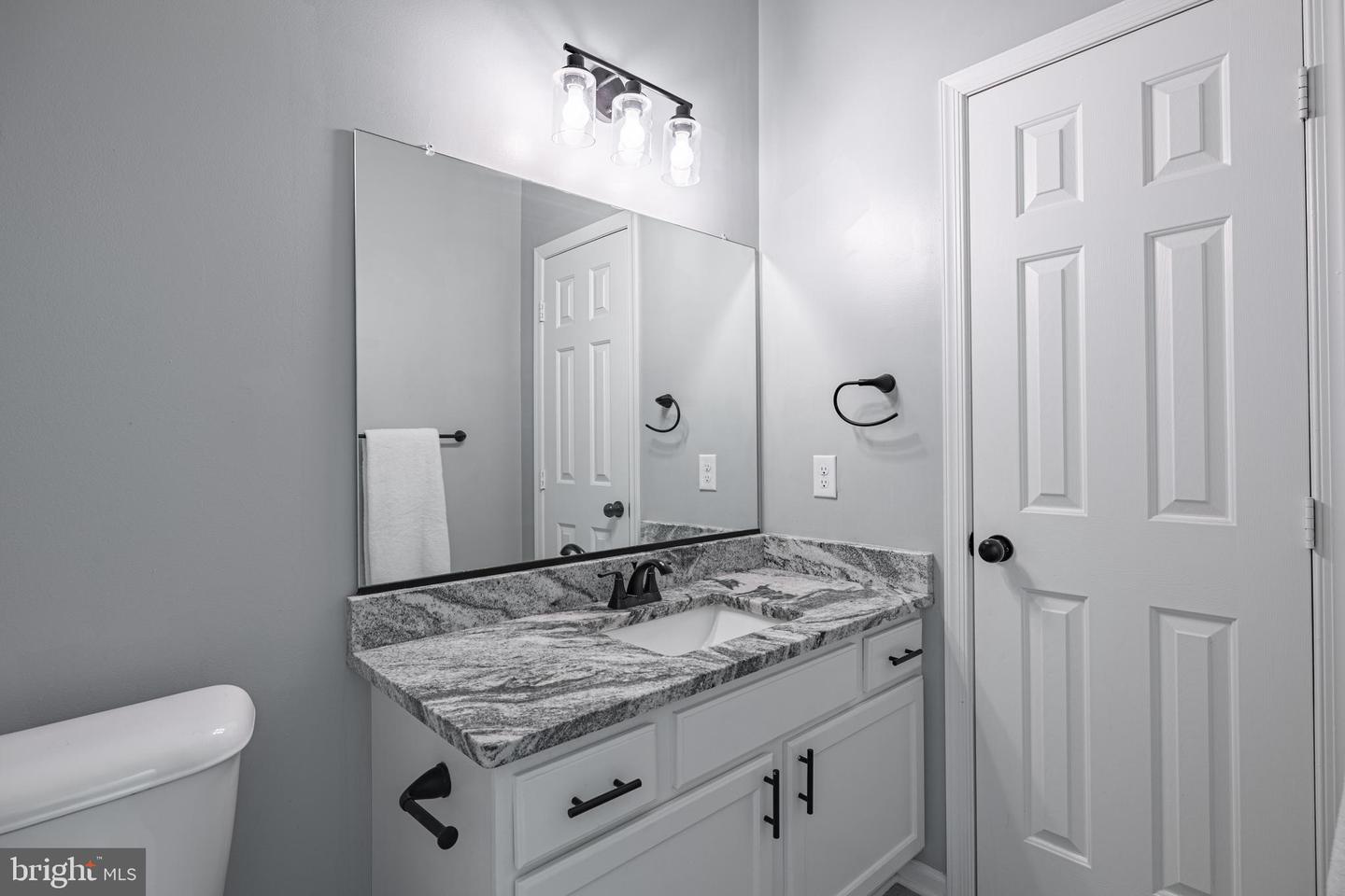 810-E BRASSIE LN #810-E, GLEN ALLEN, Virginia 23059, 2 Bedrooms Bedrooms, ,2 BathroomsBathrooms,Residential,For sale,810-E BRASSIE LN #810-E,VAHN2000896 MLS # VAHN2000896