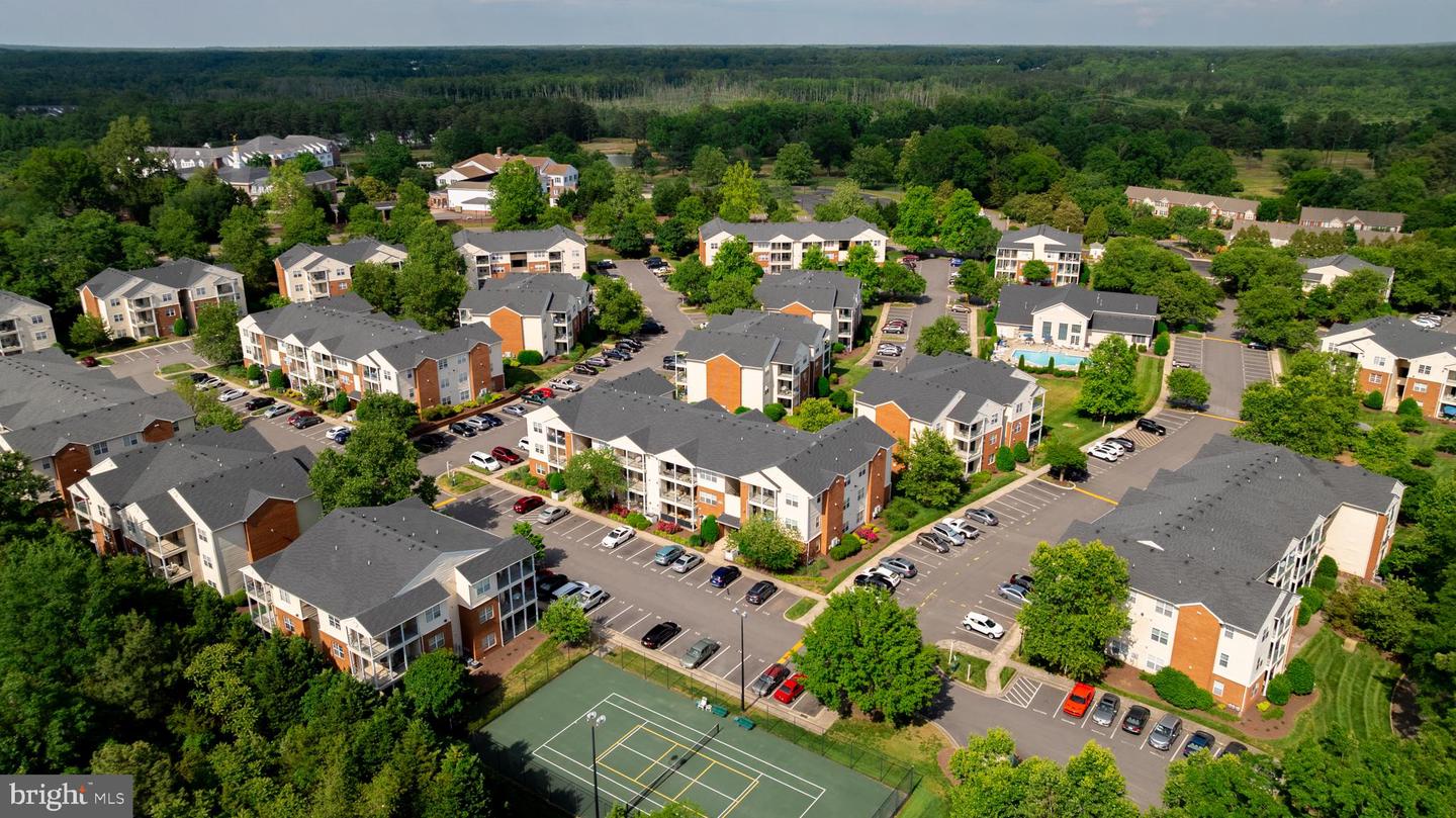 810-E BRASSIE LN #810-E, GLEN ALLEN, Virginia 23059, 2 Bedrooms Bedrooms, ,2 BathroomsBathrooms,Residential,For sale,810-E BRASSIE LN #810-E,VAHN2000896 MLS # VAHN2000896