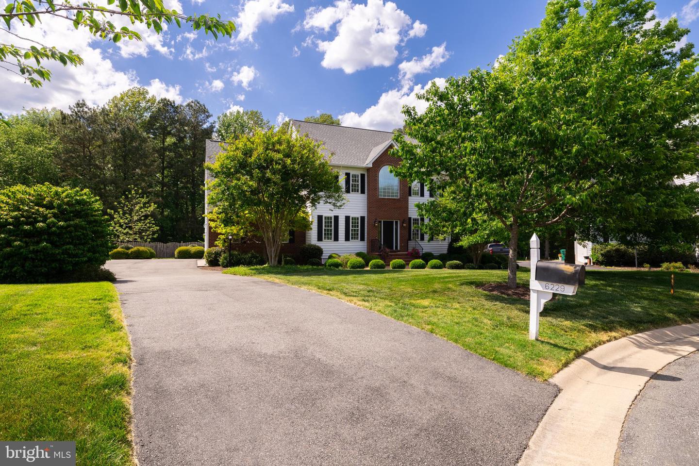 6229 GINDA TER, GLEN ALLEN, Virginia 23059, 5 Bedrooms Bedrooms, 12 Rooms Rooms,2 BathroomsBathrooms,Residential,For sale,6229 GINDA TER,VAHN2000898 MLS # VAHN2000898