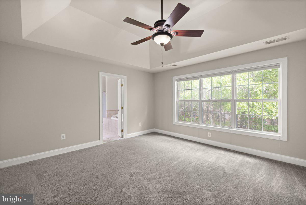 602 S LAKEVIEW DR, CROSS JUNCTION, Virginia 22625, 4 Bedrooms Bedrooms, ,4 BathroomsBathrooms,Residential,For sale,602 S LAKEVIEW DR,VAFV2033742 MLS # VAFV2033742