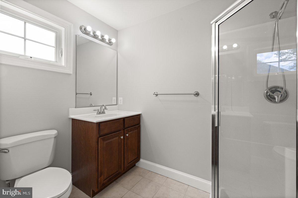602 S LAKEVIEW DR, CROSS JUNCTION, Virginia 22625, 4 Bedrooms Bedrooms, ,4 BathroomsBathrooms,Residential,For sale,602 S LAKEVIEW DR,VAFV2033742 MLS # VAFV2033742