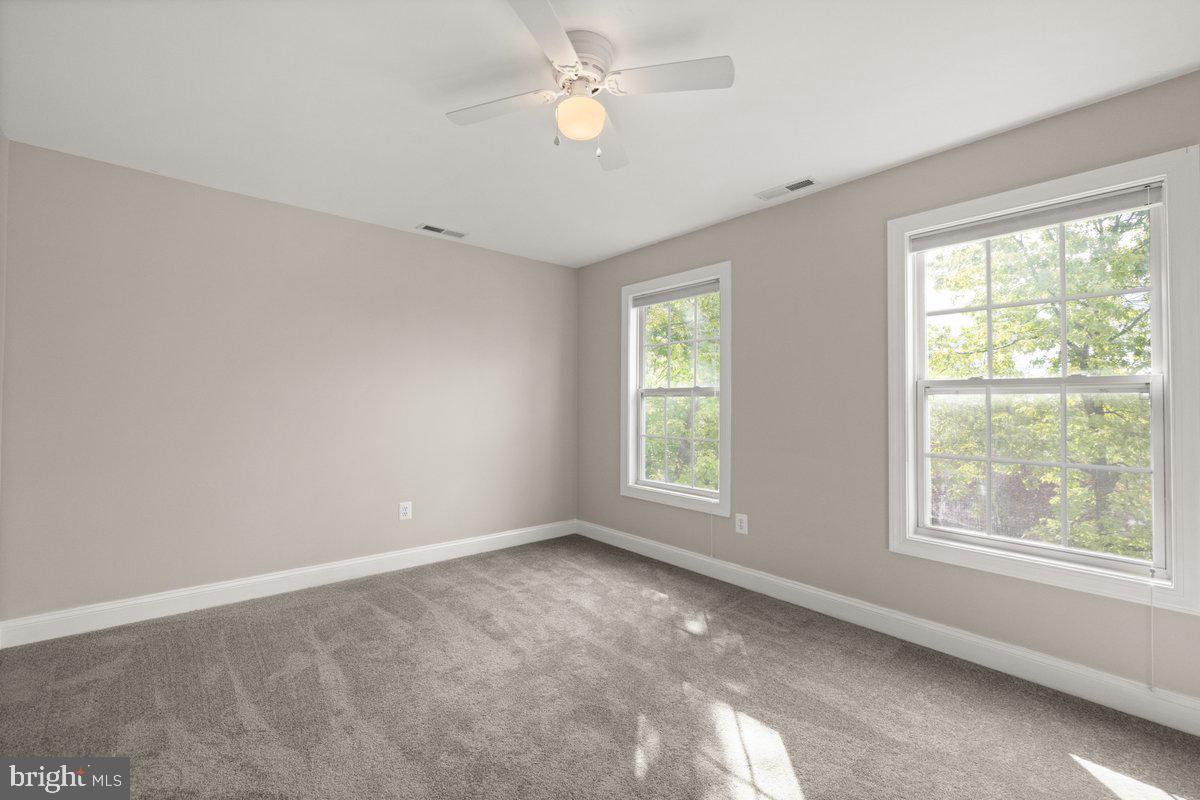 602 S LAKEVIEW DR, CROSS JUNCTION, Virginia 22625, 4 Bedrooms Bedrooms, ,4 BathroomsBathrooms,Residential,For sale,602 S LAKEVIEW DR,VAFV2033742 MLS # VAFV2033742