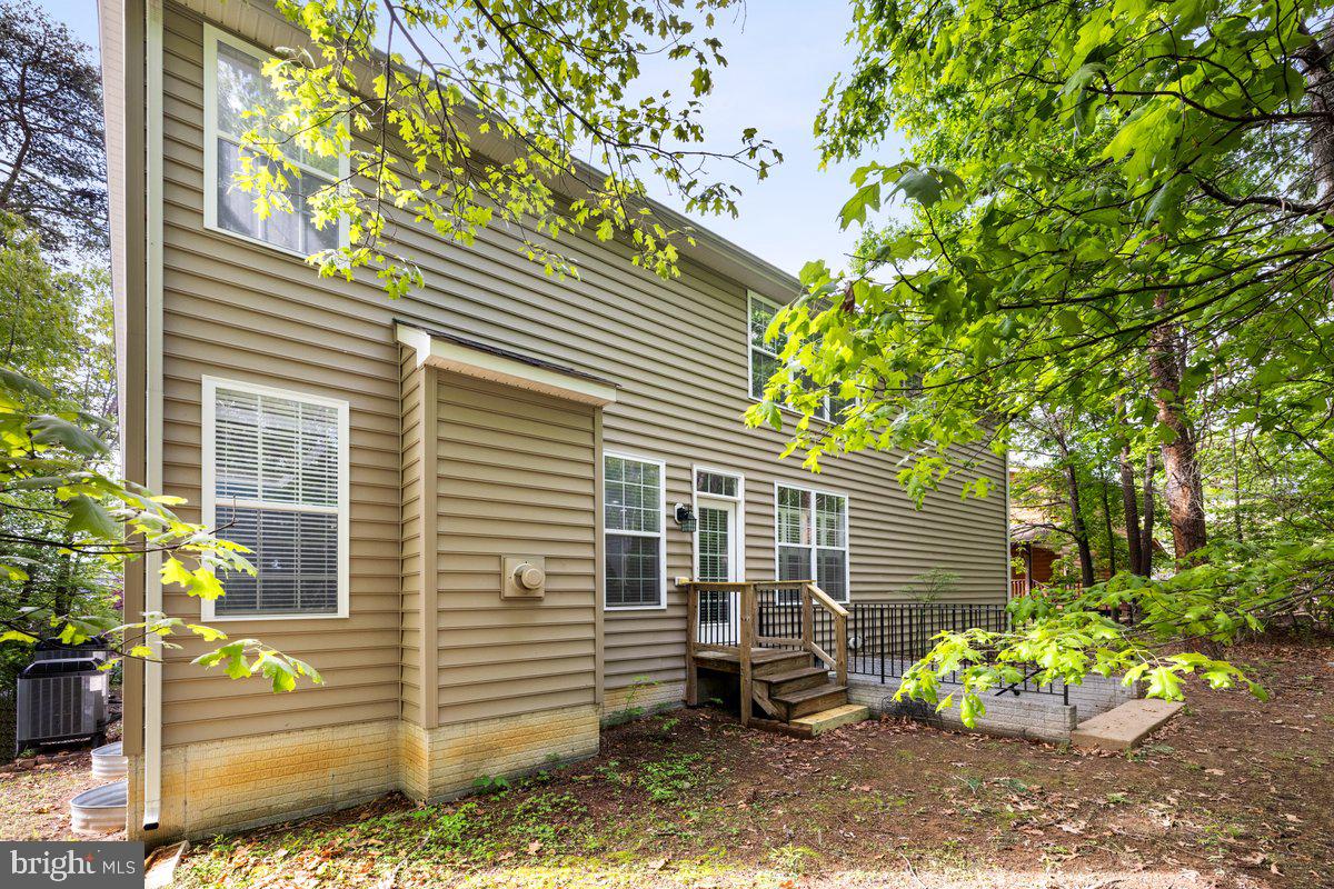 602 S LAKEVIEW DR, CROSS JUNCTION, Virginia 22625, 4 Bedrooms Bedrooms, ,4 BathroomsBathrooms,Residential,For sale,602 S LAKEVIEW DR,VAFV2033742 MLS # VAFV2033742