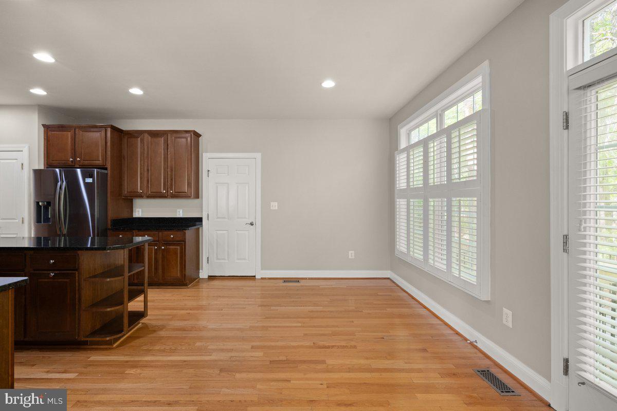 602 S LAKEVIEW DR, CROSS JUNCTION, Virginia 22625, 4 Bedrooms Bedrooms, ,4 BathroomsBathrooms,Residential,For sale,602 S LAKEVIEW DR,VAFV2033742 MLS # VAFV2033742