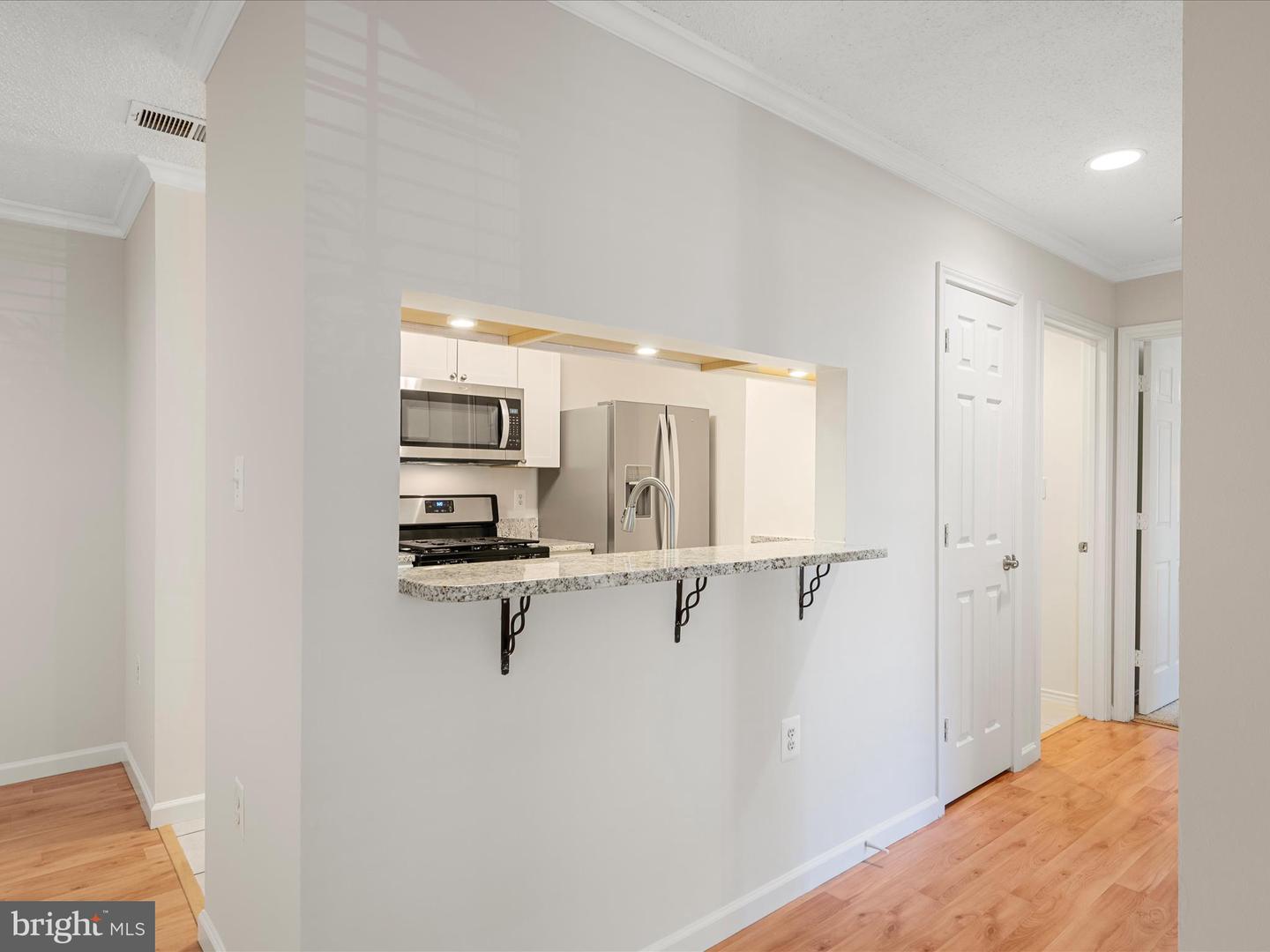 21019 TIMBER RIDGE TER #102, ASHBURN, Virginia 20147, 2 Bedrooms Bedrooms, ,1 BathroomBathrooms,Residential,For sale,21019 TIMBER RIDGE TER #102,VALO2094680 MLS # VALO2094680