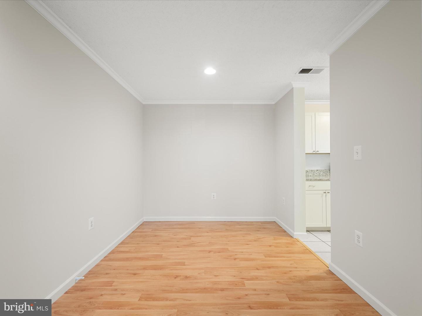 21019 TIMBER RIDGE TER #102, ASHBURN, Virginia 20147, 2 Bedrooms Bedrooms, ,1 BathroomBathrooms,Residential,For sale,21019 TIMBER RIDGE TER #102,VALO2094680 MLS # VALO2094680