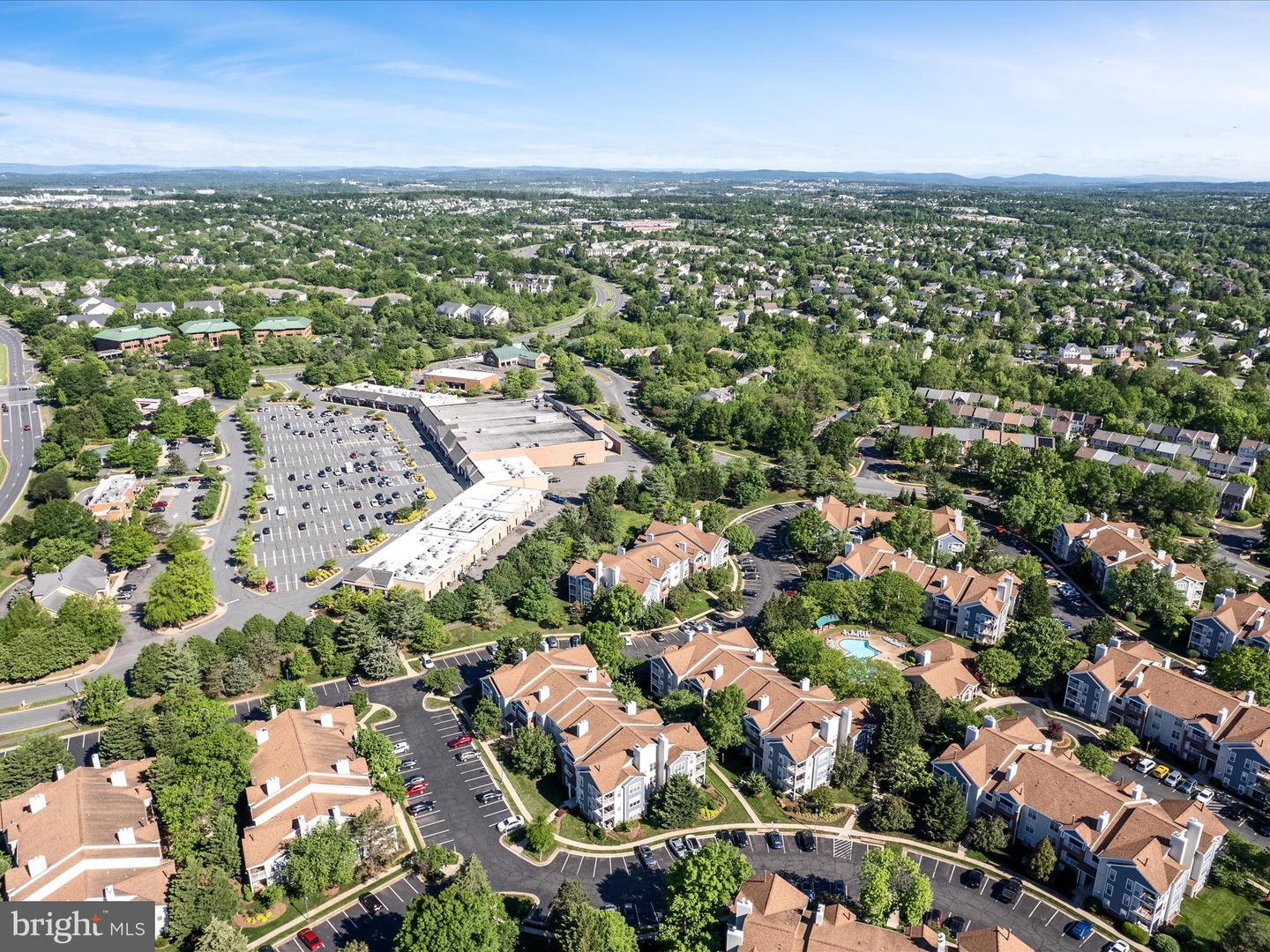 21019 TIMBER RIDGE TER #102, ASHBURN, Virginia 20147, 2 Bedrooms Bedrooms, ,1 BathroomBathrooms,Residential,For sale,21019 TIMBER RIDGE TER #102,VALO2094680 MLS # VALO2094680