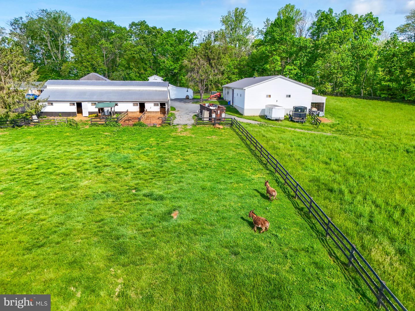8511 LEEDS MANOR RD, WARRENTON, Virginia 20186, 4 Bedrooms Bedrooms, ,4 BathroomsBathrooms,Residential,For sale,8511 LEEDS MANOR RD,VAFQ2016382 MLS # VAFQ2016382