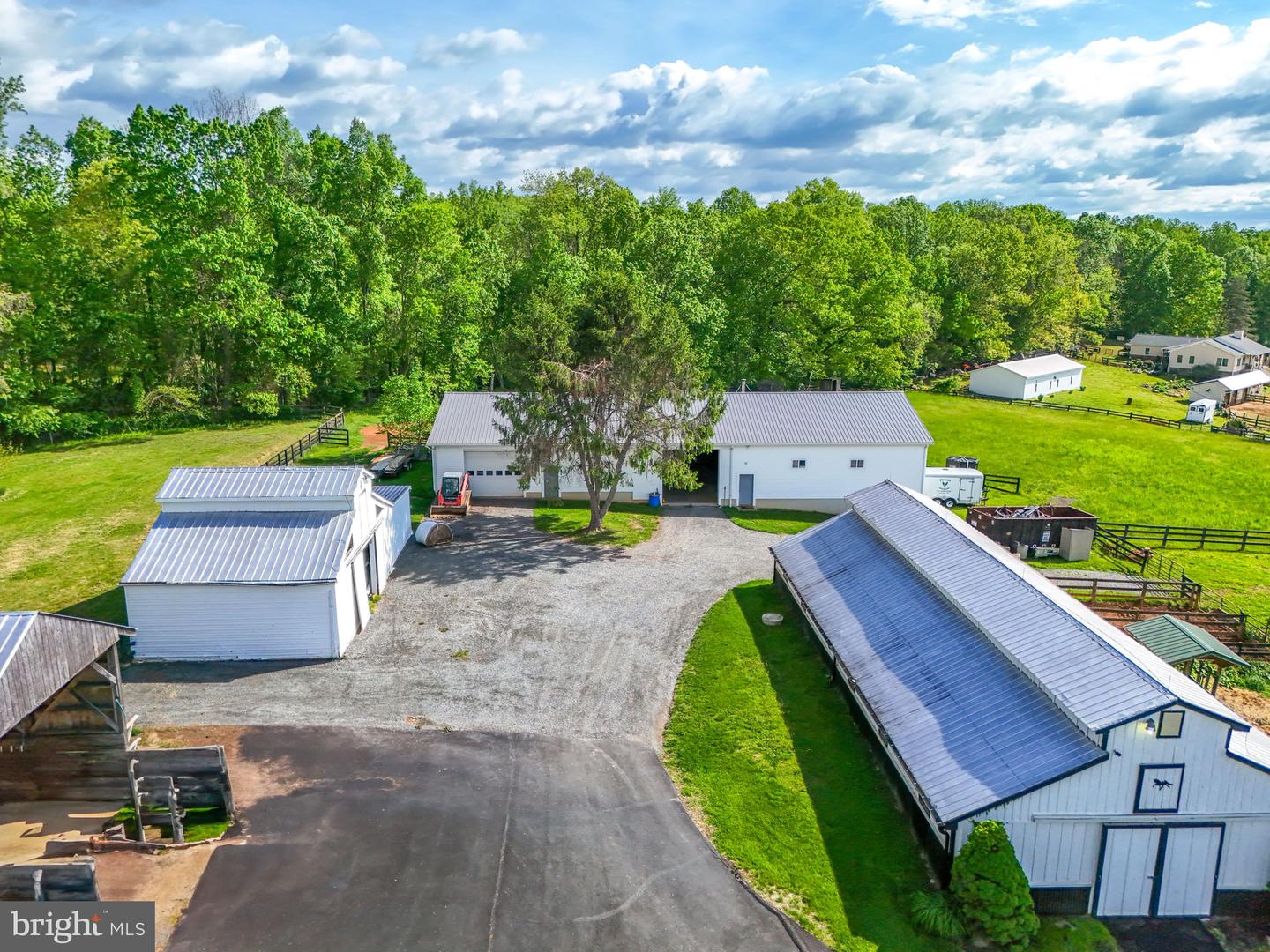 8511 LEEDS MANOR RD, WARRENTON, Virginia 20186, 4 Bedrooms Bedrooms, ,4 BathroomsBathrooms,Residential,For sale,8511 LEEDS MANOR RD,VAFQ2016382 MLS # VAFQ2016382