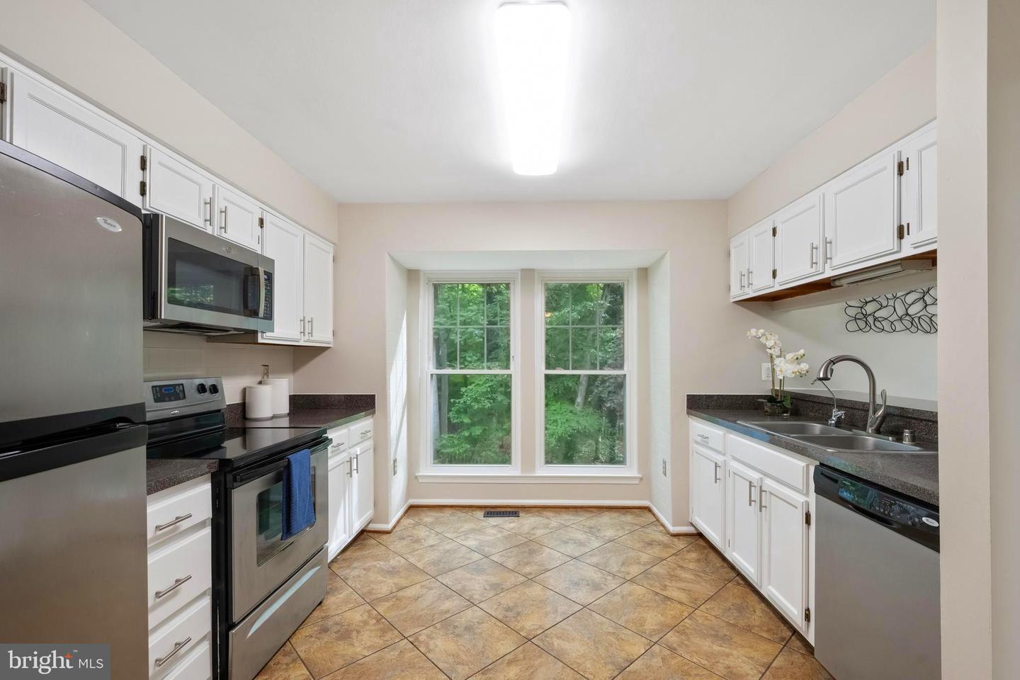 11956 HOLLY VIEW DR, WOODBRIDGE, Virginia 22192, 4 Bedrooms Bedrooms, ,3 BathroomsBathrooms,Residential,For sale,11956 HOLLY VIEW DR,VAPW2093468 MLS # VAPW2093468