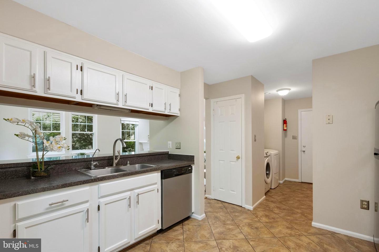 11956 HOLLY VIEW DR, WOODBRIDGE, Virginia 22192, 4 Bedrooms Bedrooms, ,3 BathroomsBathrooms,Residential,For sale,11956 HOLLY VIEW DR,VAPW2093468 MLS # VAPW2093468