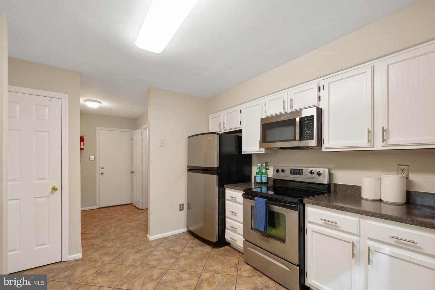11956 HOLLY VIEW DR, WOODBRIDGE, Virginia 22192, 4 Bedrooms Bedrooms, ,3 BathroomsBathrooms,Residential,For sale,11956 HOLLY VIEW DR,VAPW2093468 MLS # VAPW2093468