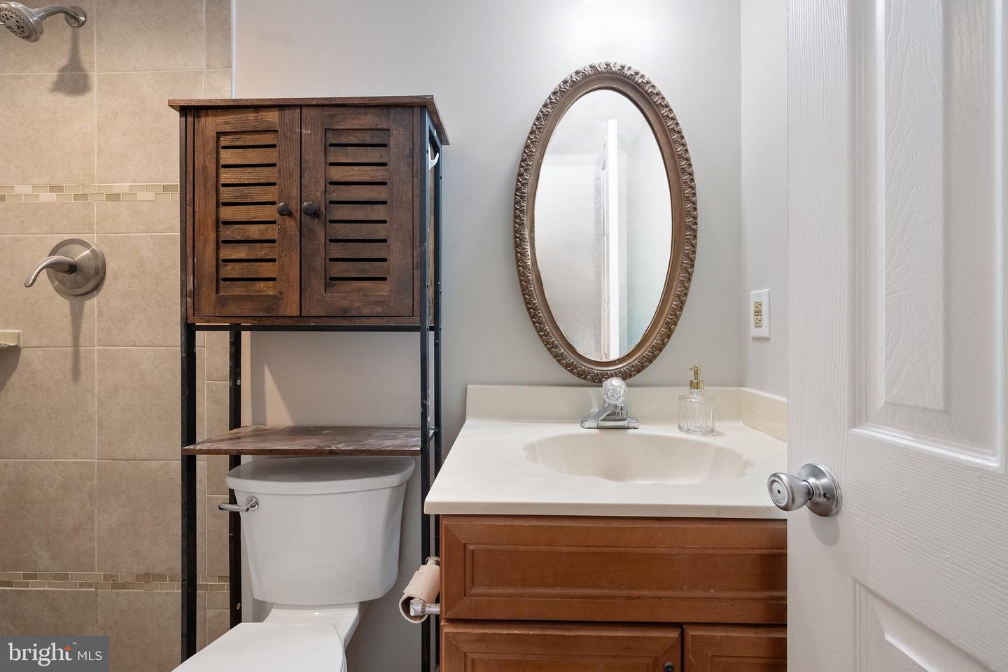 11956 HOLLY VIEW DR, WOODBRIDGE, Virginia 22192, 4 Bedrooms Bedrooms, ,3 BathroomsBathrooms,Residential,For sale,11956 HOLLY VIEW DR,VAPW2093468 MLS # VAPW2093468