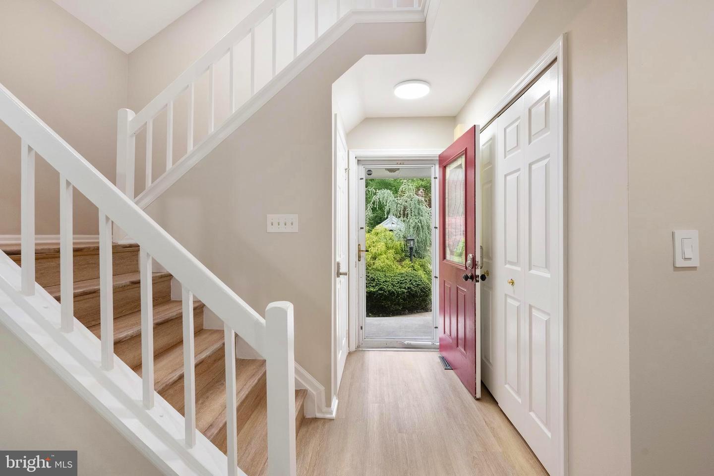 11956 HOLLY VIEW DR, WOODBRIDGE, Virginia 22192, 4 Bedrooms Bedrooms, ,3 BathroomsBathrooms,Residential,For sale,11956 HOLLY VIEW DR,VAPW2093468 MLS # VAPW2093468