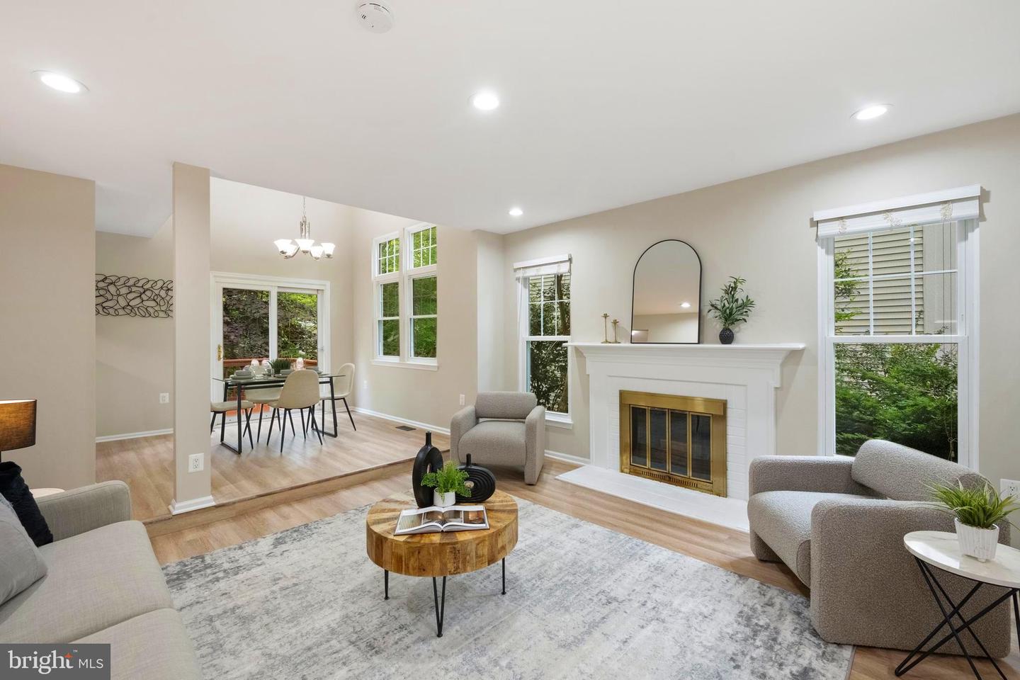 11956 HOLLY VIEW DR, WOODBRIDGE, Virginia 22192, 4 Bedrooms Bedrooms, ,3 BathroomsBathrooms,Residential,For sale,11956 HOLLY VIEW DR,VAPW2093468 MLS # VAPW2093468