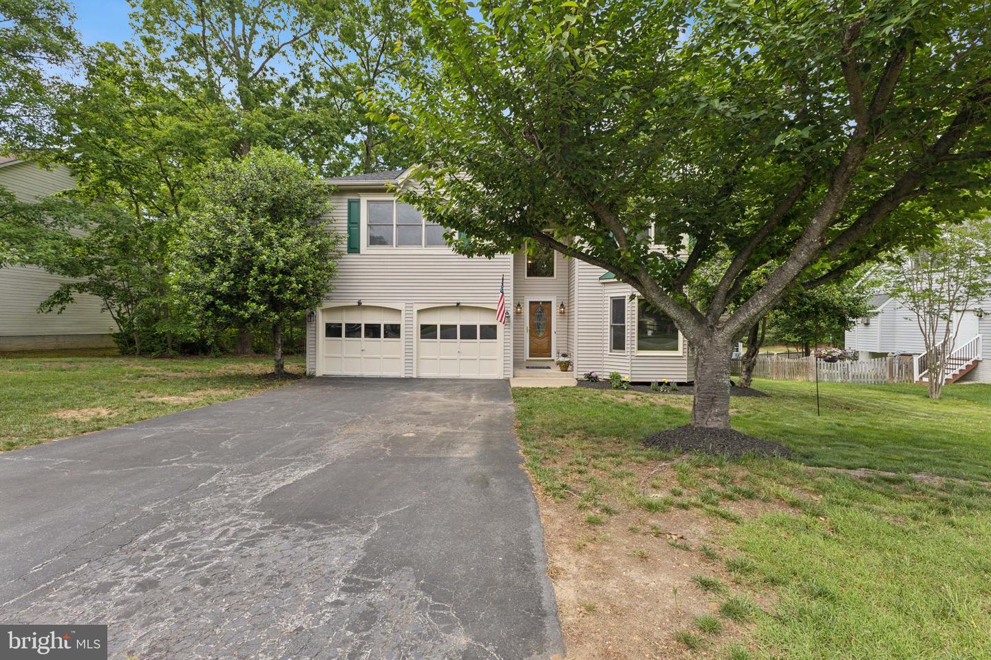 4209 OAKHILL RD, FREDERICKSBURG, Virginia 22408, 4 Bedrooms Bedrooms, 8 Rooms Rooms,2 BathroomsBathrooms,Residential,For sale,4209 OAKHILL RD,VASP2032678 MLS # VASP2032678