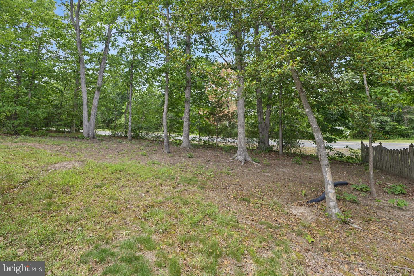 4209 OAKHILL RD, FREDERICKSBURG, Virginia 22408, 4 Bedrooms Bedrooms, 8 Rooms Rooms,2 BathroomsBathrooms,Residential,For sale,4209 OAKHILL RD,VASP2032678 MLS # VASP2032678