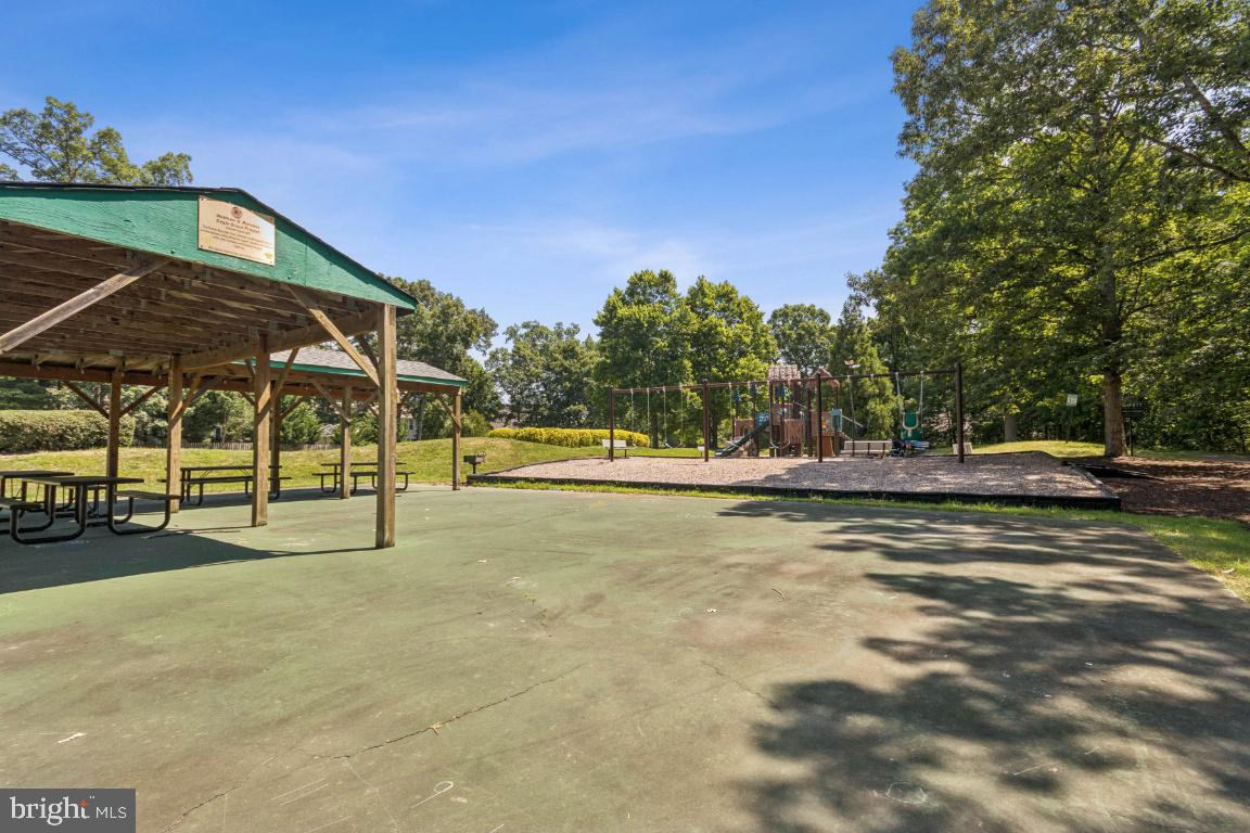 4209 OAKHILL RD, FREDERICKSBURG, Virginia 22408, 4 Bedrooms Bedrooms, 8 Rooms Rooms,2 BathroomsBathrooms,Residential,For sale,4209 OAKHILL RD,VASP2032678 MLS # VASP2032678