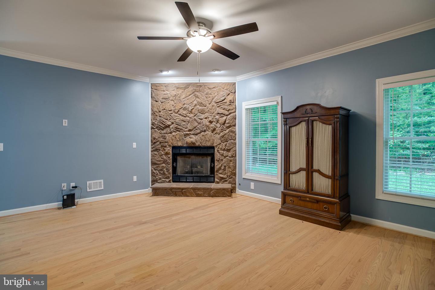 12868 PADDLE WHEEL CT, MANASSAS, Virginia 20112, 5 Bedrooms Bedrooms, ,4 BathroomsBathrooms,Residential,For sale,12868 PADDLE WHEEL CT,VAPW2093470 MLS # VAPW2093470