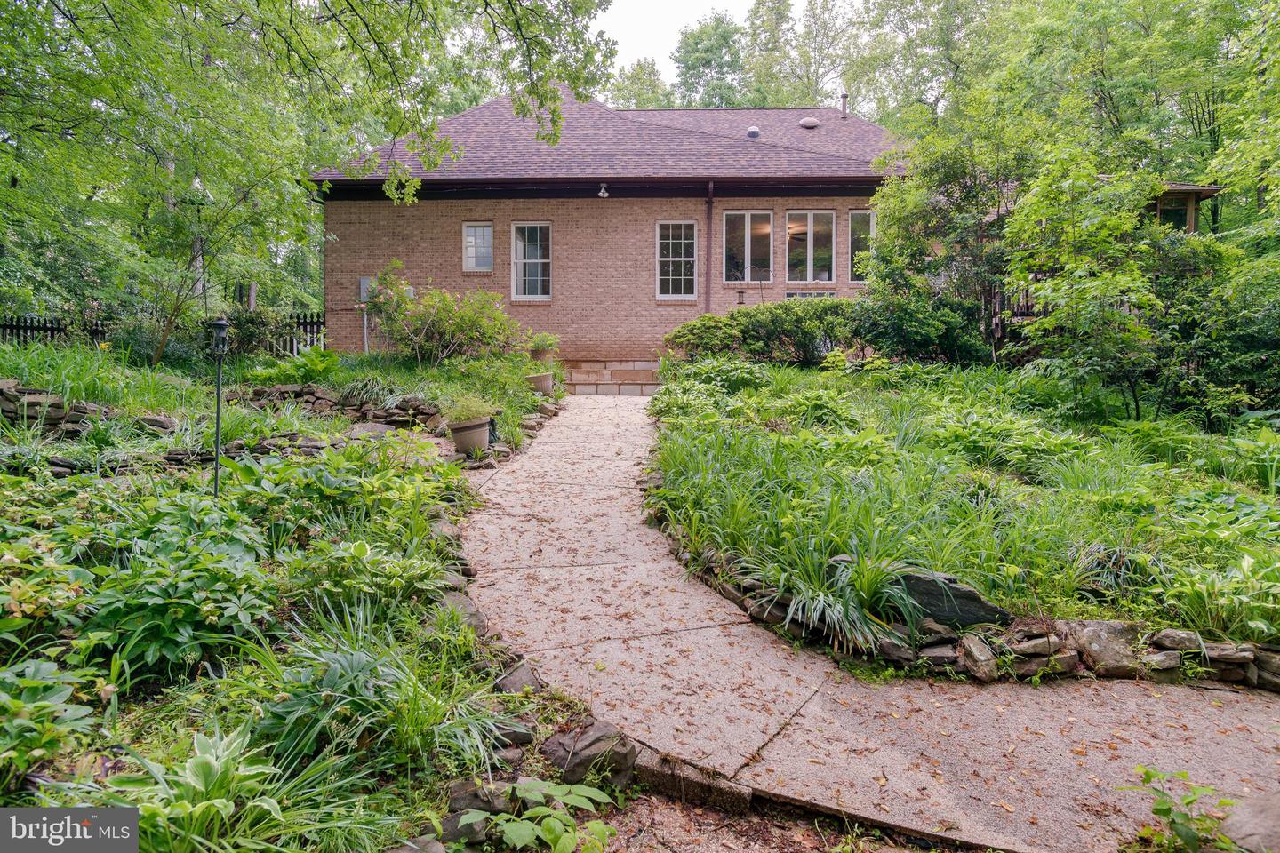 12868 PADDLE WHEEL CT, MANASSAS, Virginia 20112, 5 Bedrooms Bedrooms, ,4 BathroomsBathrooms,Residential,For sale,12868 PADDLE WHEEL CT,VAPW2093470 MLS # VAPW2093470
