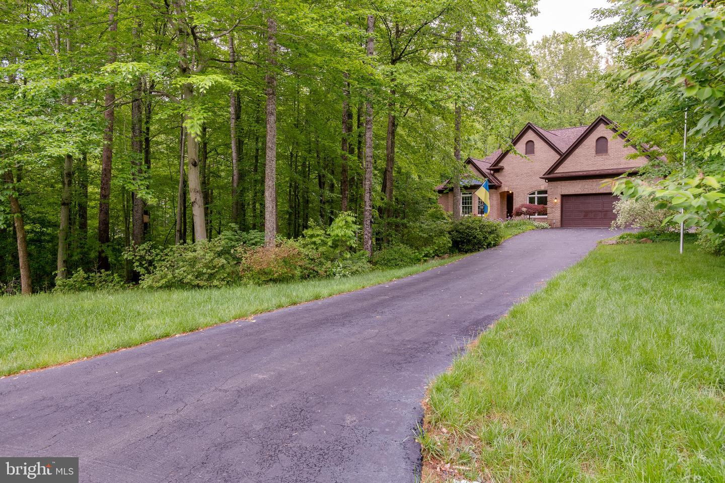 12868 PADDLE WHEEL CT, MANASSAS, Virginia 20112, 5 Bedrooms Bedrooms, ,4 BathroomsBathrooms,Residential,For sale,12868 PADDLE WHEEL CT,VAPW2093470 MLS # VAPW2093470