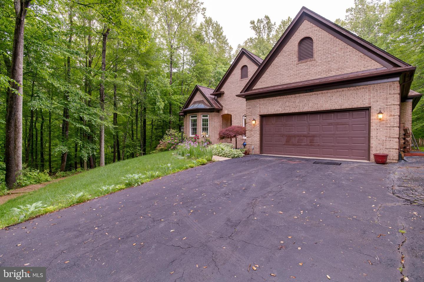 12868 PADDLE WHEEL CT, MANASSAS, Virginia 20112, 5 Bedrooms Bedrooms, ,4 BathroomsBathrooms,Residential,For sale,12868 PADDLE WHEEL CT,VAPW2093470 MLS # VAPW2093470
