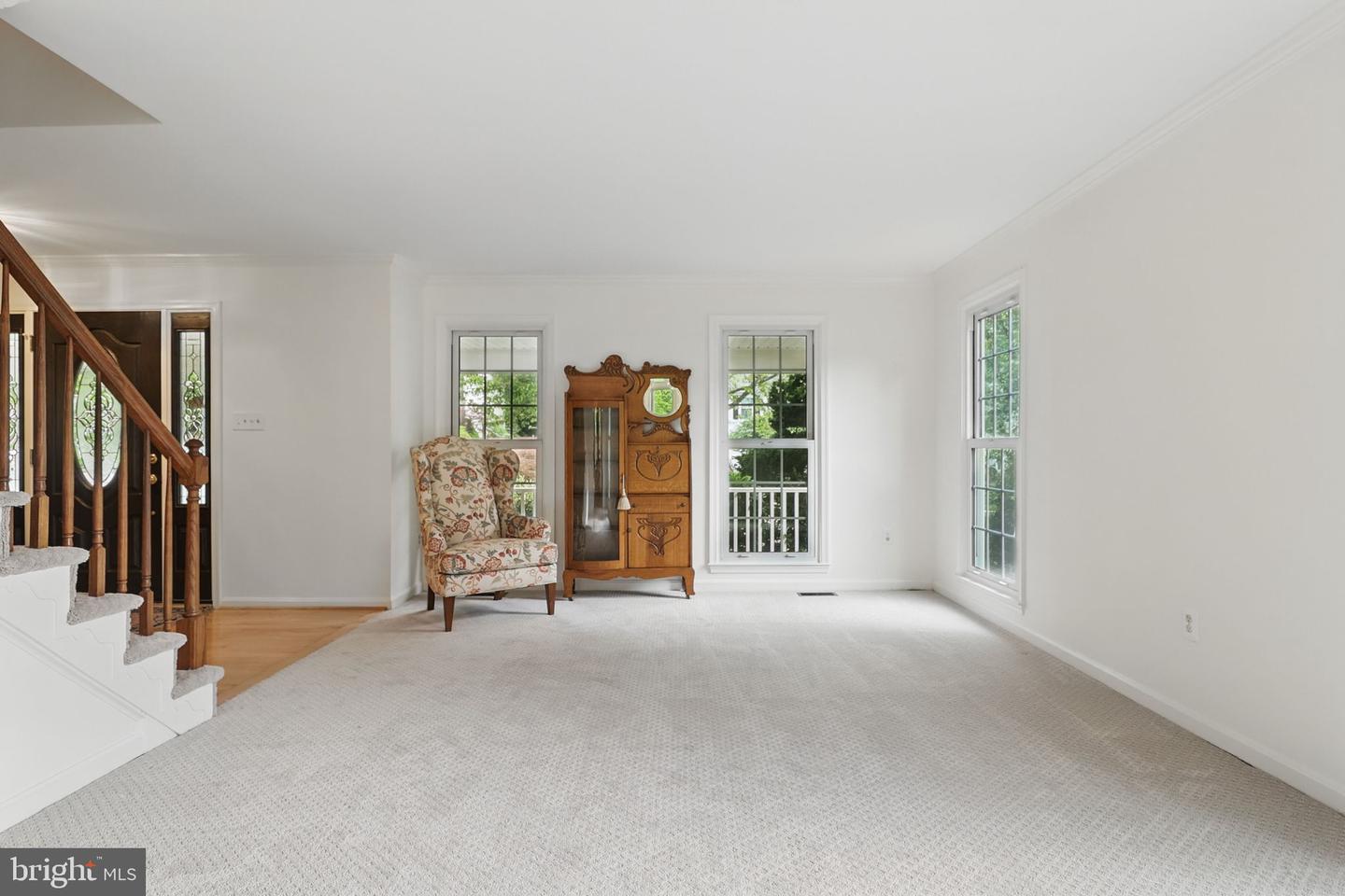9116 JOHN WAY, FAIRFAX STATION, Virginia 22039, 4 Bedrooms Bedrooms, ,3 BathroomsBathrooms,Residential,For sale,9116 JOHN WAY,VAFX2237694 MLS # VAFX2237694