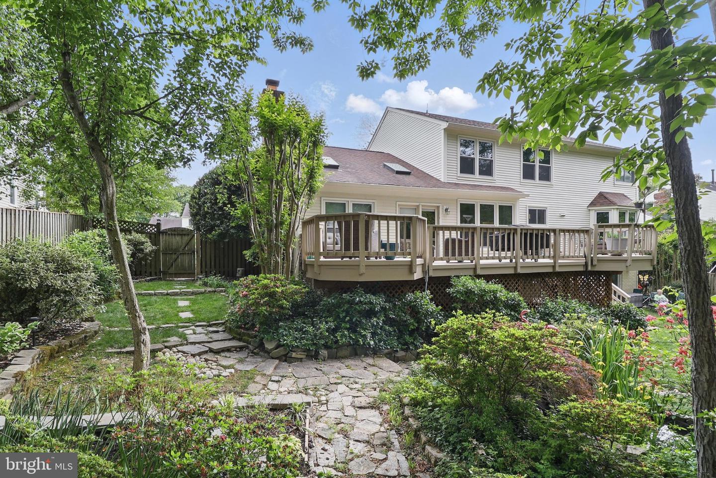 9116 JOHN WAY, FAIRFAX STATION, Virginia 22039, 4 Bedrooms Bedrooms, ,3 BathroomsBathrooms,Residential,For sale,9116 JOHN WAY,VAFX2237694 MLS # VAFX2237694