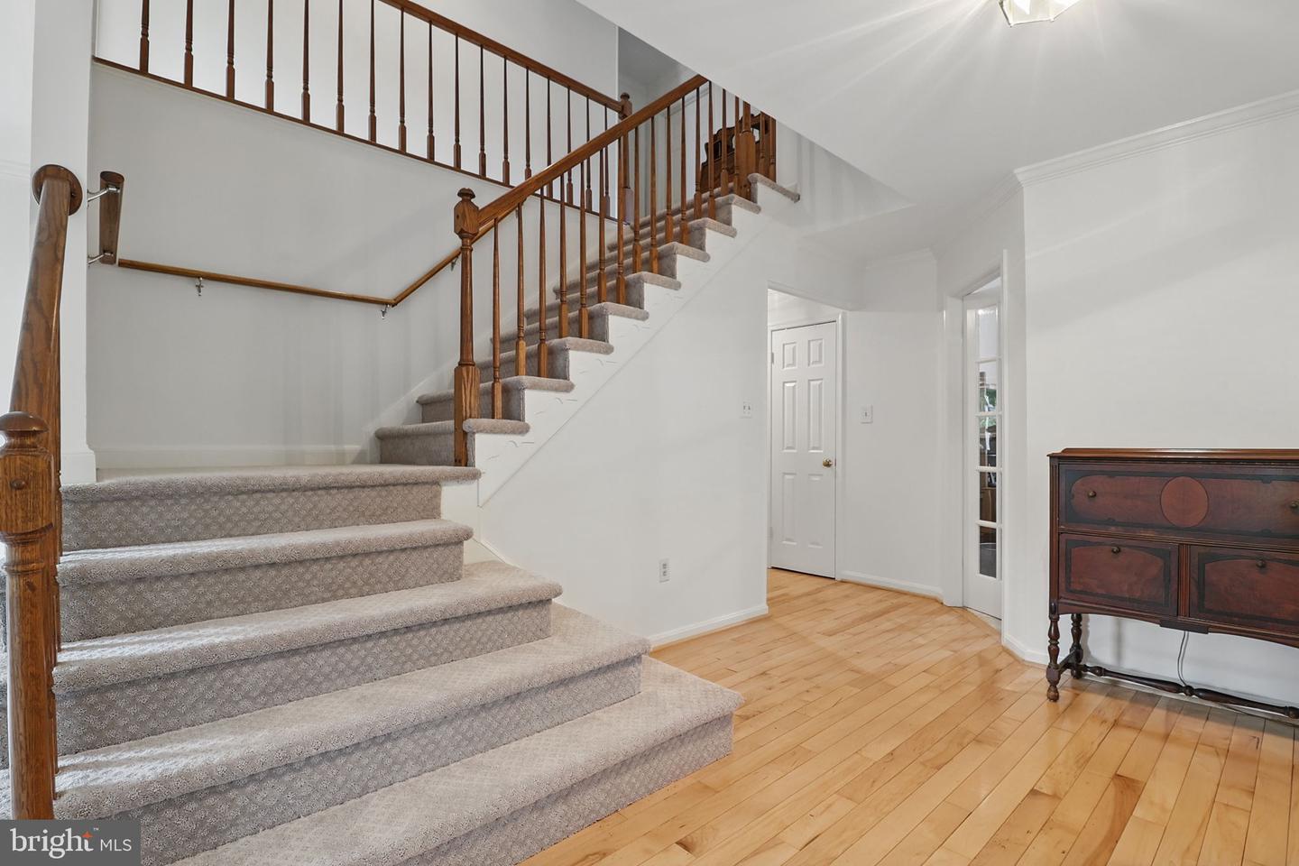 9116 JOHN WAY, FAIRFAX STATION, Virginia 22039, 4 Bedrooms Bedrooms, ,3 BathroomsBathrooms,Residential,For sale,9116 JOHN WAY,VAFX2237694 MLS # VAFX2237694