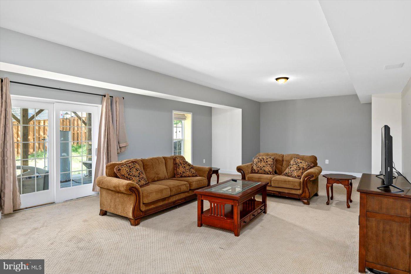 11 GARNET WAY, FREDERICKSBURG, Virginia 22405, 5 Bedrooms Bedrooms, ,2 BathroomsBathrooms,Residential,For sale,11 GARNET WAY,VAST2038402 MLS # VAST2038402