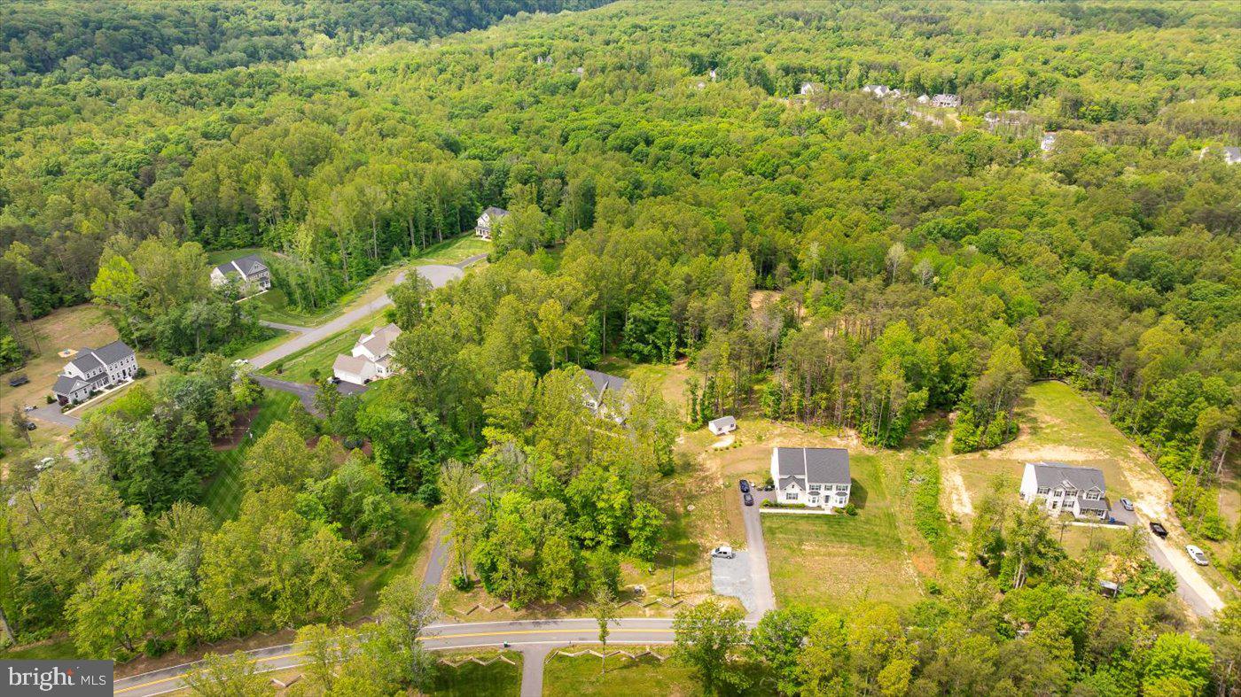 607 W ROCKY RUN RD, FREDERICKSBURG, Virginia 22406, 5 Bedrooms Bedrooms, ,3 BathroomsBathrooms,Residential,For sale,607 W ROCKY RUN RD,VAST2038404 MLS # VAST2038404