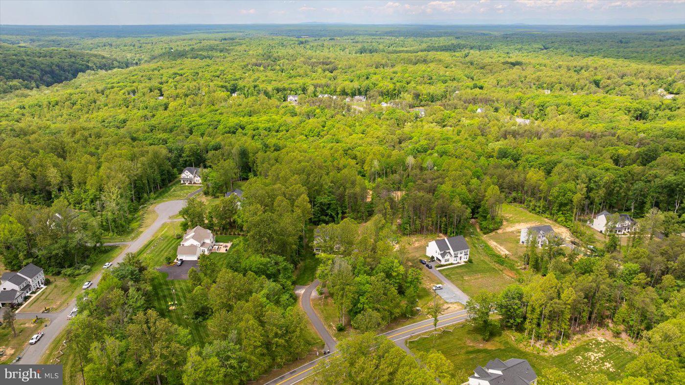607 W ROCKY RUN RD, FREDERICKSBURG, Virginia 22406, 5 Bedrooms Bedrooms, ,3 BathroomsBathrooms,Residential,For sale,607 W ROCKY RUN RD,VAST2038404 MLS # VAST2038404