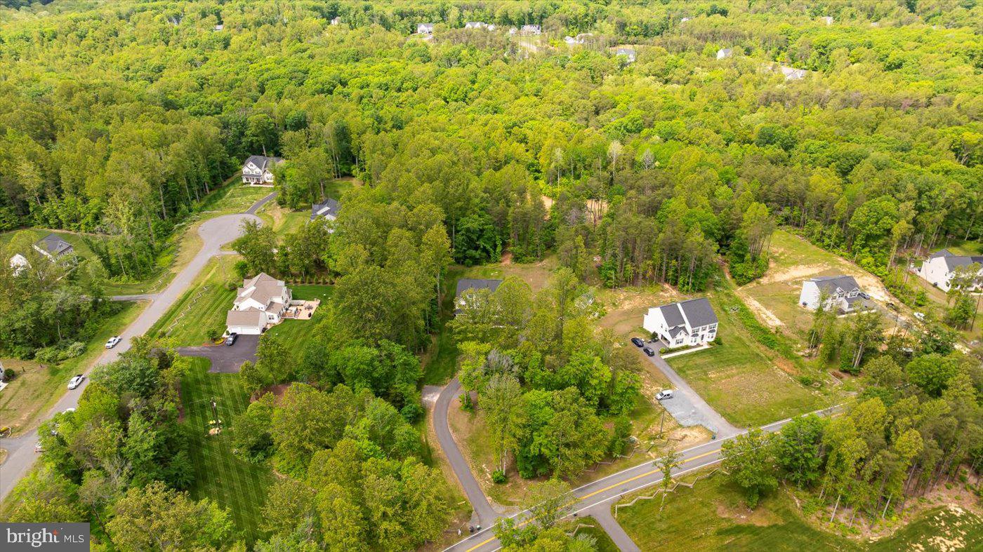 607 W ROCKY RUN RD, FREDERICKSBURG, Virginia 22406, 5 Bedrooms Bedrooms, ,3 BathroomsBathrooms,Residential,For sale,607 W ROCKY RUN RD,VAST2038404 MLS # VAST2038404