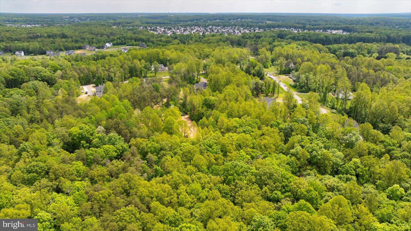 607 W ROCKY RUN RD, FREDERICKSBURG, Virginia 22406, 5 Bedrooms Bedrooms, ,3 BathroomsBathrooms,Residential,For sale,607 W ROCKY RUN RD,VAST2038404 MLS # VAST2038404