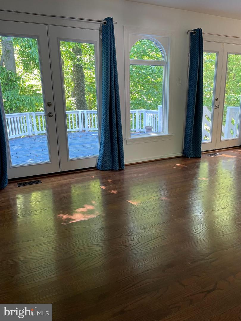 5849 COLFAX AVE, ALEXANDRIA, Virginia 22311, 5 Bedrooms Bedrooms, ,3 BathroomsBathrooms,Residential,For sale,5849 COLFAX AVE,VAFX2237812 MLS # VAFX2237812