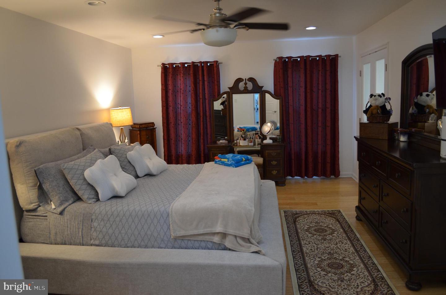 5849 COLFAX AVE, ALEXANDRIA, Virginia 22311, 5 Bedrooms Bedrooms, ,3 BathroomsBathrooms,Residential,For sale,5849 COLFAX AVE,VAFX2237812 MLS # VAFX2237812