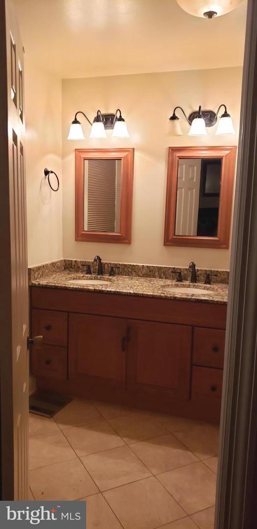 3367 FLINT HILL PL, WOODBRIDGE, Virginia 22192, 4 Bedrooms Bedrooms, 8 Rooms Rooms,3 BathroomsBathrooms,Residential,For sale,3367 FLINT HILL PL,VAPW2093748 MLS # VAPW2093748