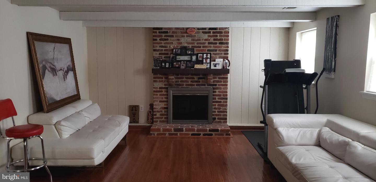 3367 FLINT HILL PL, WOODBRIDGE, Virginia 22192, 4 Bedrooms Bedrooms, 8 Rooms Rooms,3 BathroomsBathrooms,Residential,For sale,3367 FLINT HILL PL,VAPW2093748 MLS # VAPW2093748