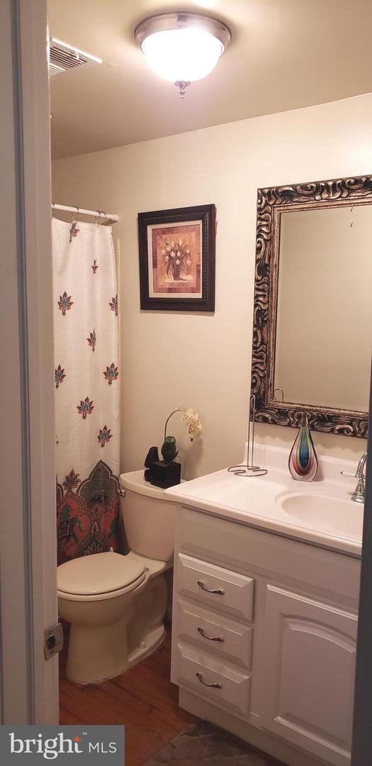 3367 FLINT HILL PL, WOODBRIDGE, Virginia 22192, 4 Bedrooms Bedrooms, 8 Rooms Rooms,3 BathroomsBathrooms,Residential,For sale,3367 FLINT HILL PL,VAPW2093748 MLS # VAPW2093748