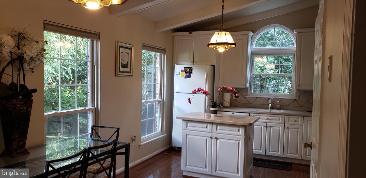 3367 FLINT HILL PL, WOODBRIDGE, Virginia 22192, 4 Bedrooms Bedrooms, 8 Rooms Rooms,3 BathroomsBathrooms,Residential,For sale,3367 FLINT HILL PL,VAPW2093748 MLS # VAPW2093748