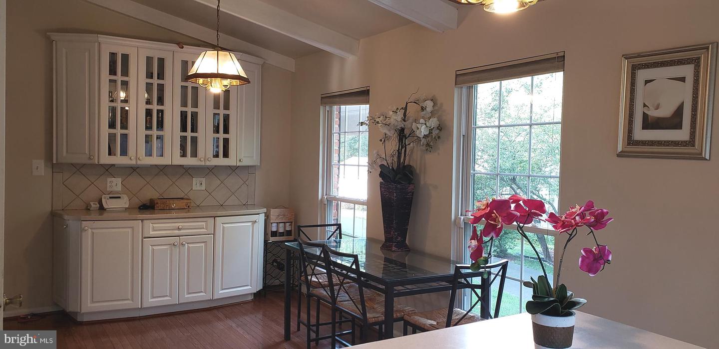 3367 FLINT HILL PL, WOODBRIDGE, Virginia 22192, 4 Bedrooms Bedrooms, 8 Rooms Rooms,3 BathroomsBathrooms,Residential,For sale,3367 FLINT HILL PL,VAPW2093748 MLS # VAPW2093748