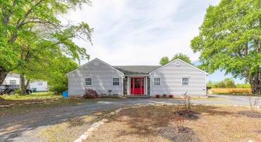 654 BYBEE RD, LOUISA, Virginia 23093, 4 Bedrooms Bedrooms, ,3 BathroomsBathrooms,Residential,For sale,654 BYBEE RD,664099 MLS # 664099