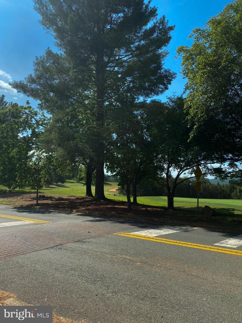 988 TOWNE LN, CHARLOTTESVILLE, Virginia 22901, 3 Bedrooms Bedrooms, ,2 BathroomsBathrooms,Residential,For sale,988 TOWNE LN,VAAB2000976 MLS # VAAB2000976