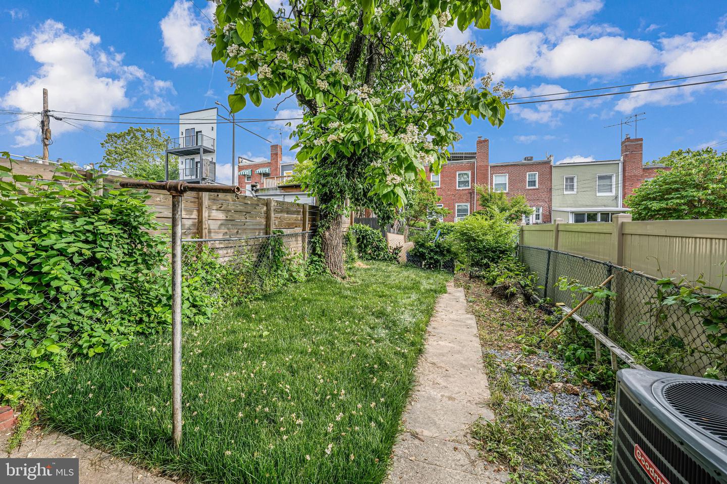 1621 LYMAN PL NE, WASHINGTON, District Of Columbia 20002, 3 Bedrooms Bedrooms, ,2 BathroomsBathrooms,Residential,For sale,1621 LYMAN PL NE,DCDC2198962 MLS # DCDC2198962